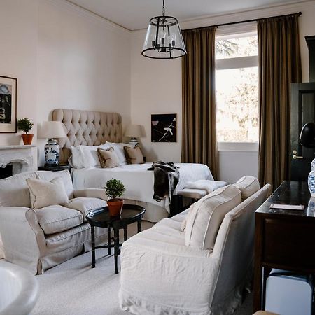 Moss Manor Hotel มอสเวล ภายนอก รูปภาพ