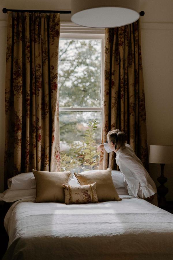 Moss Manor Hotel มอสเวล ภายนอก รูปภาพ